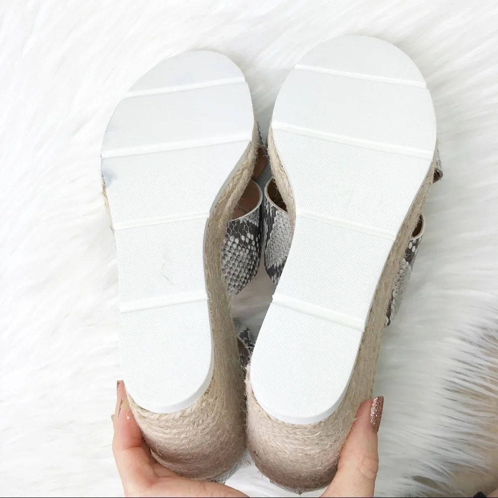 New Treasure and Bond Poppy Espadrille Wedges